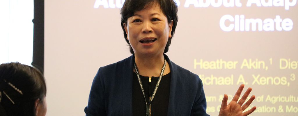 photo of Dr. McGloin presenting at a conference